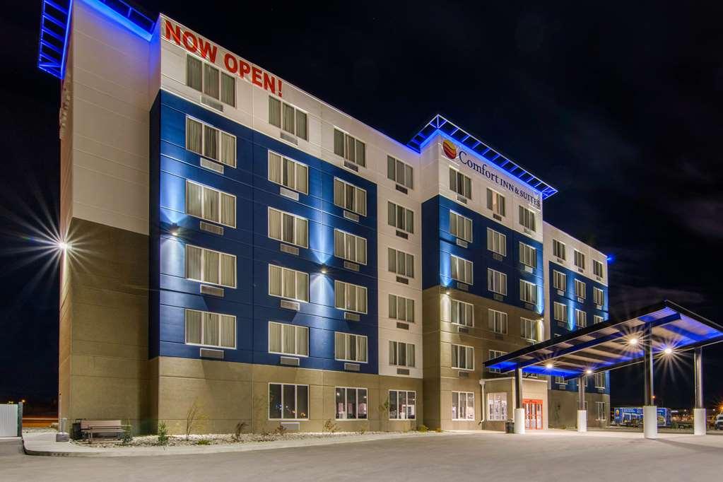 Comfort Inn & Suites Норт-Бетлфорд Екстер'єр фото